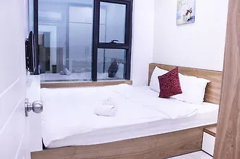 Gold Ocean Apartments Нячанг