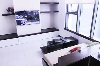 Gold Ocean Apartments Нячанг