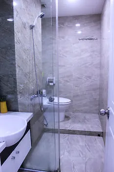 Gold Ocean Apartments Нячанг