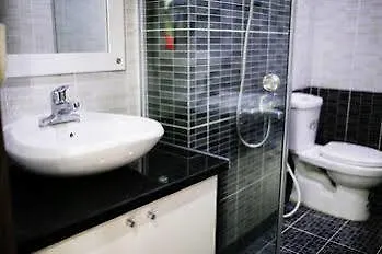 Отель Gold Ocean Apartments Нячанг