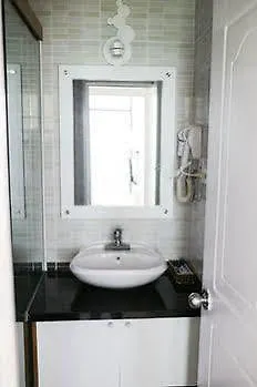 Gold Ocean Apartments Нячанг Отель