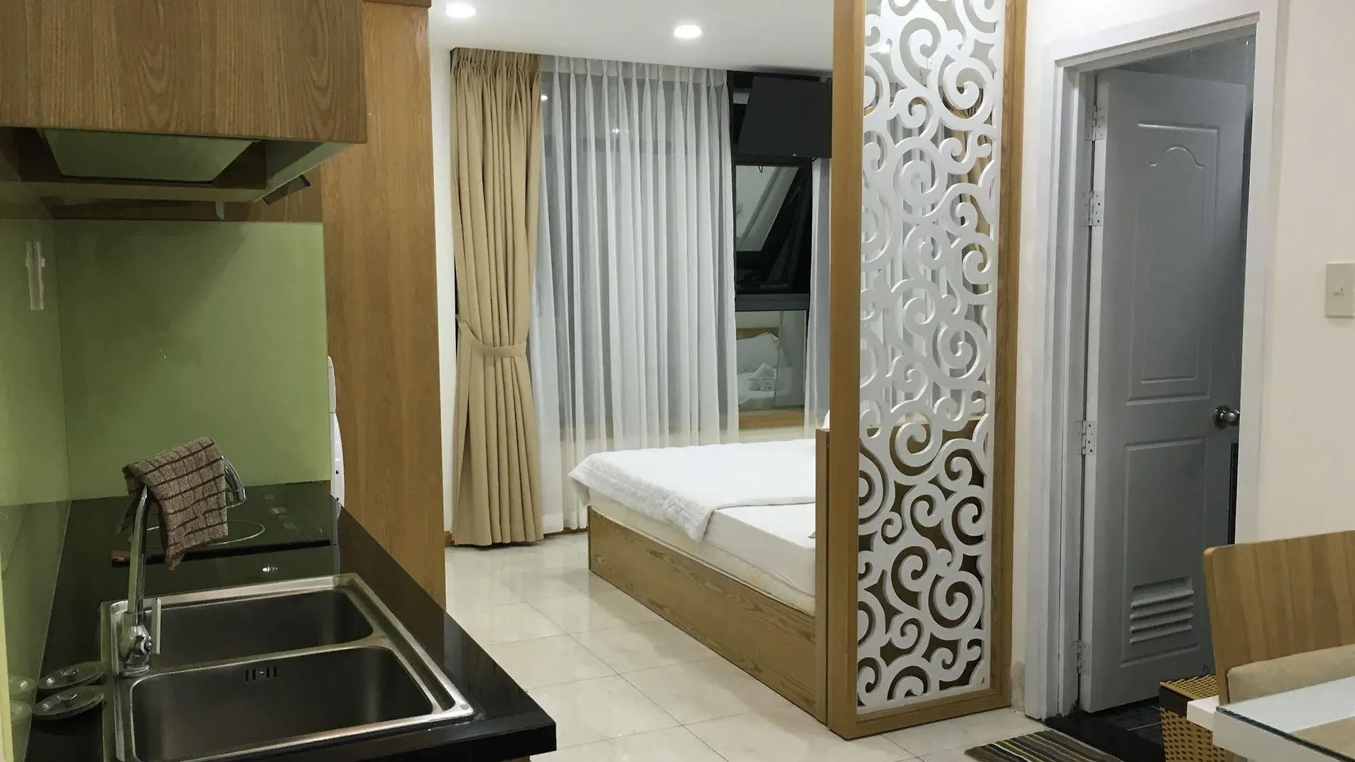 Gold Ocean Apartments Нячанг Отель