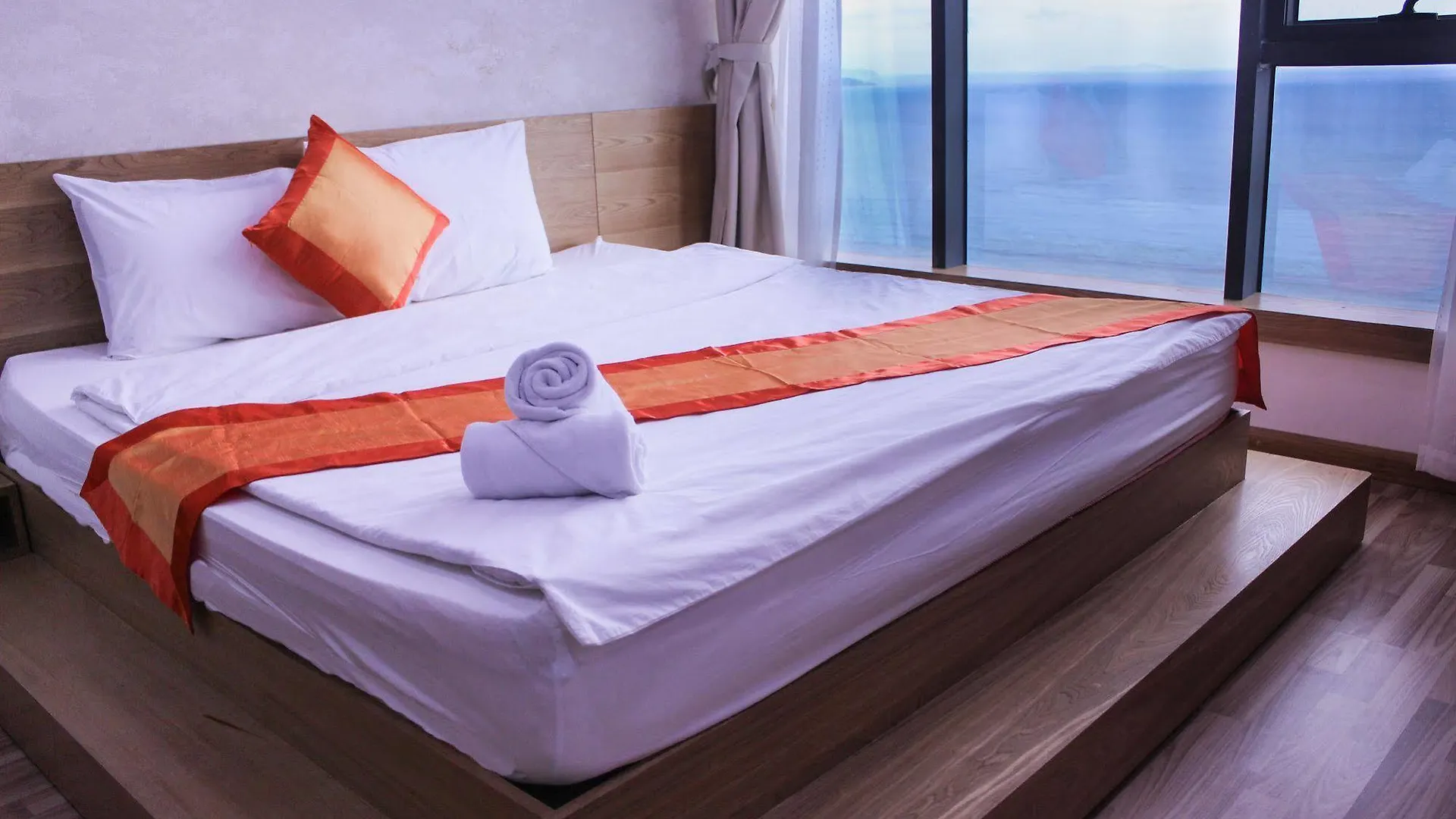 Gold Ocean Apartments Нячанг 3*,