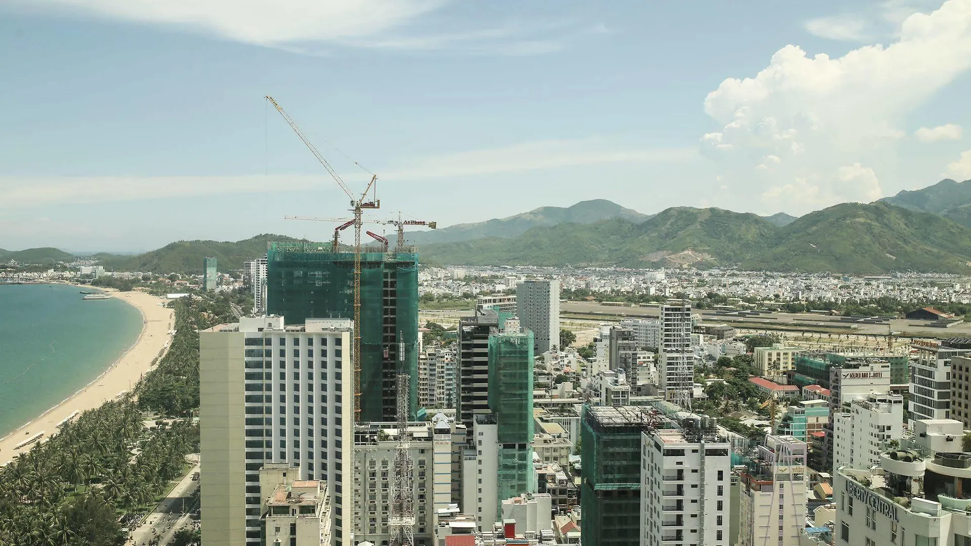 Gold Ocean Apartments Nha Trang 3*,  Wietnam